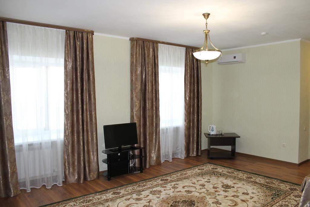Sultan Beibarys Hotel Астана Стая снимка